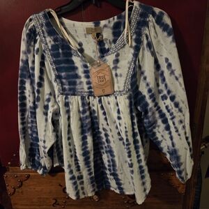 True Craft Navy and White Tie-Dye Blouse